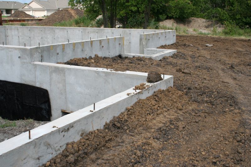 Foundation Wall Pouring in Hialeah, FL